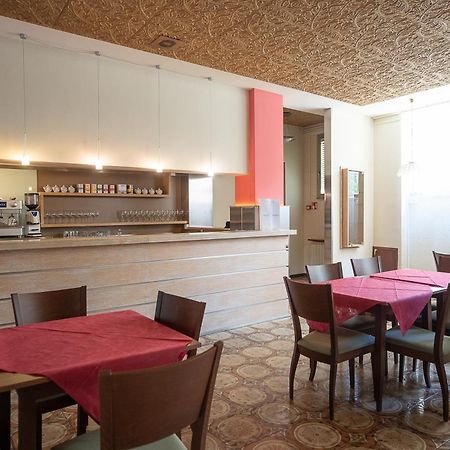Hotel Napoleon Понтремоли Экстерьер фото